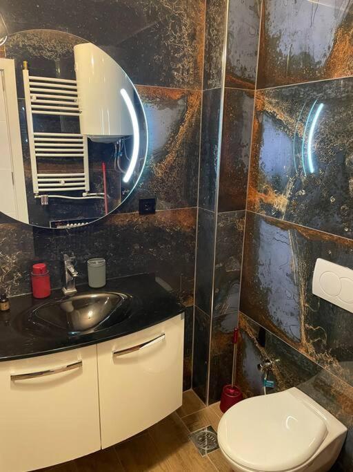 Apartamento Penthouse With Castle View Prizren Exterior foto