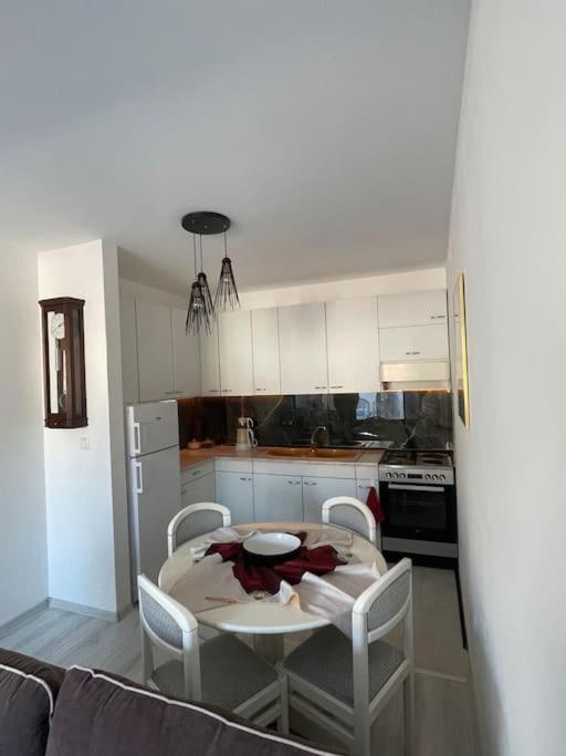 Apartamento Penthouse With Castle View Prizren Exterior foto
